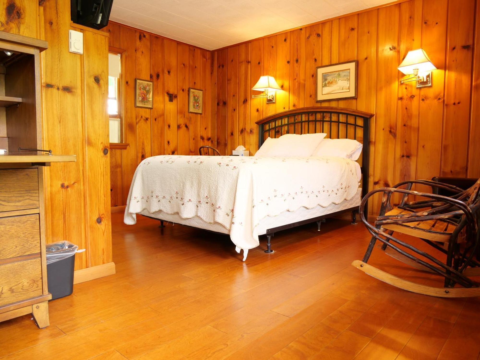 Ludington Blue Spruce Inn 部屋 写真