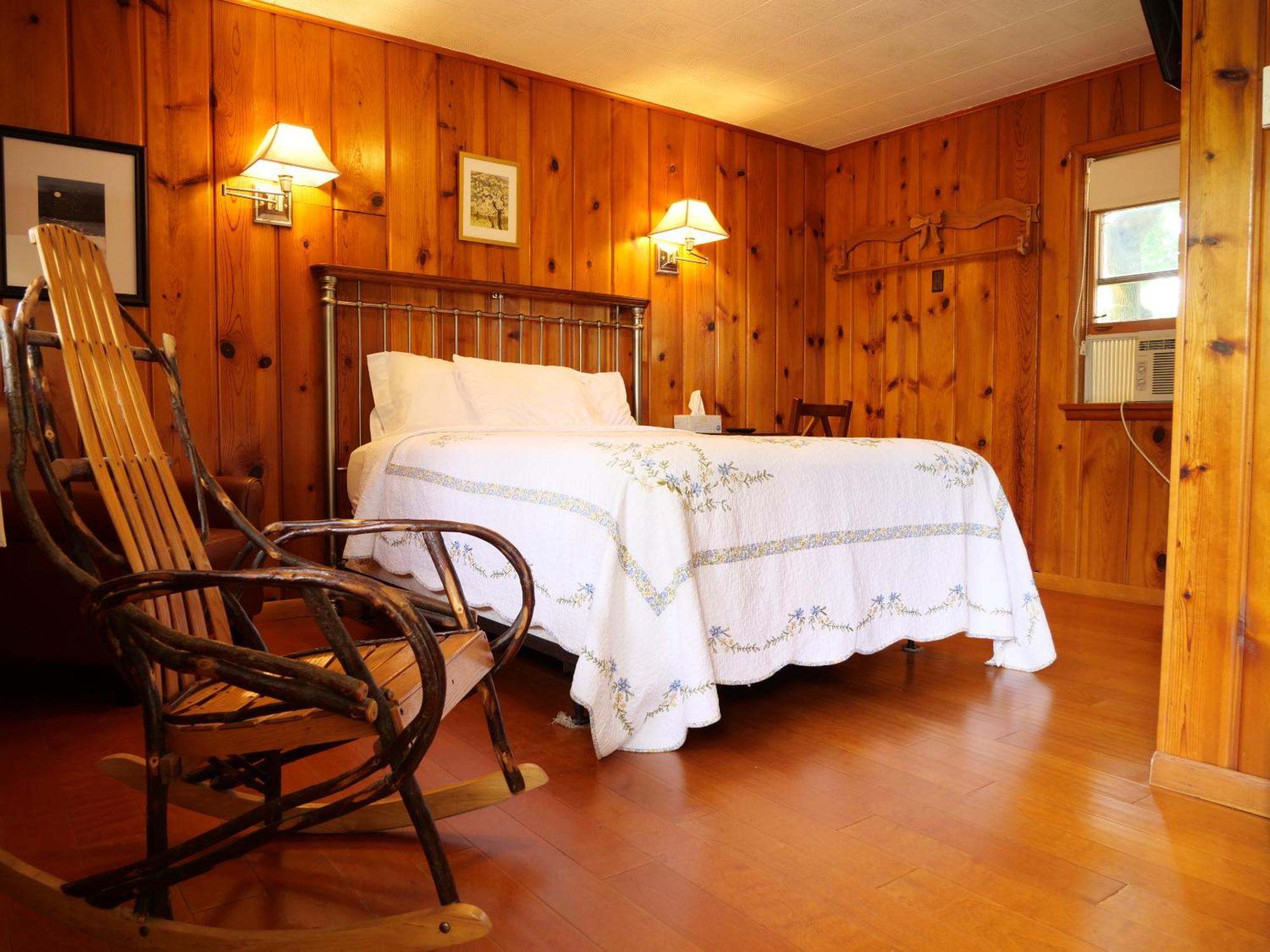 Ludington Blue Spruce Inn 部屋 写真